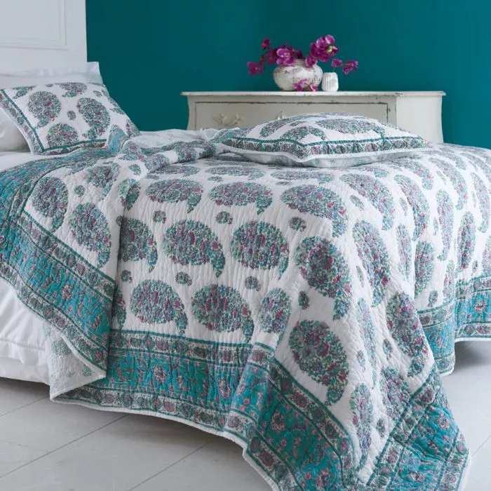Shimla Quilt And Cushion